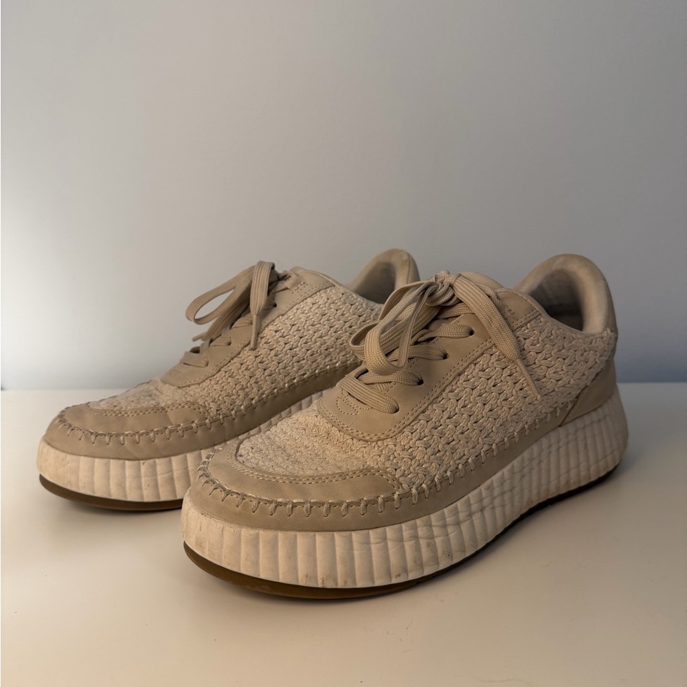 Dolce Vita Dolen Beige Woven Platform Sneakers